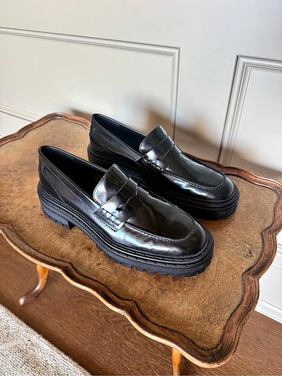 Massimo Dutti Shoes - Massimo Dutti Track Sole Chunky Leather Penny Loafers, Black